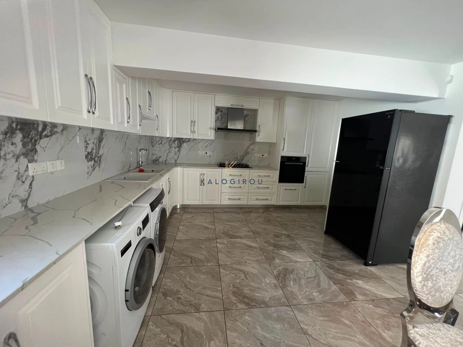 4 Bedroom House for Sale in Aradippou, Larnaca District