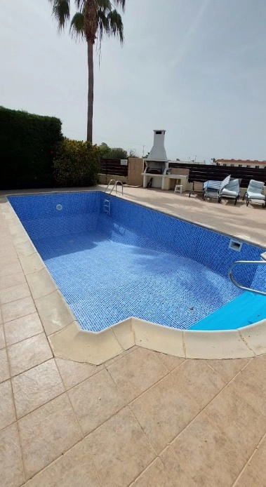 3 Bedroom House for Sale in Pegeia, Paphos District