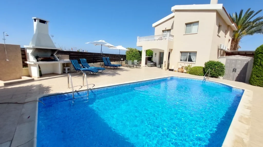 3 Bedroom House for Sale in Pegeia, Paphos District