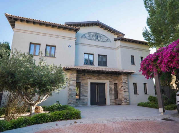 5 Bedroom House for Sale in Aphrodite Hills, Paphos District