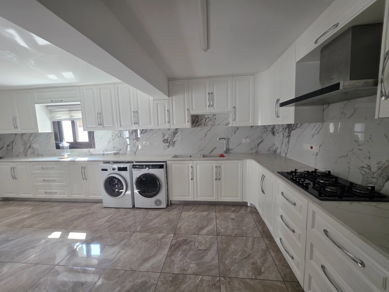 4 Bedroom House for Sale