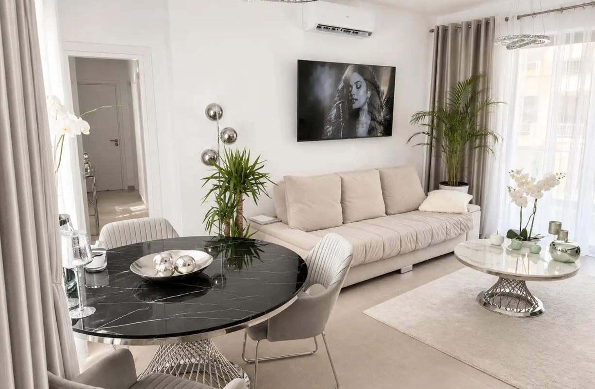 2 Bedroom Apartment for Sale in Paphos – Universal