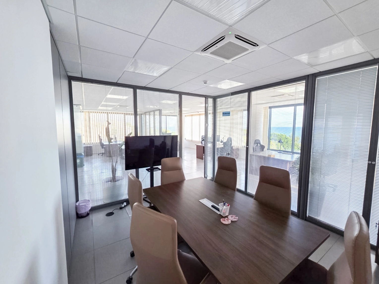 253m² Office for Rent in Mouttagiaka, Limassol District