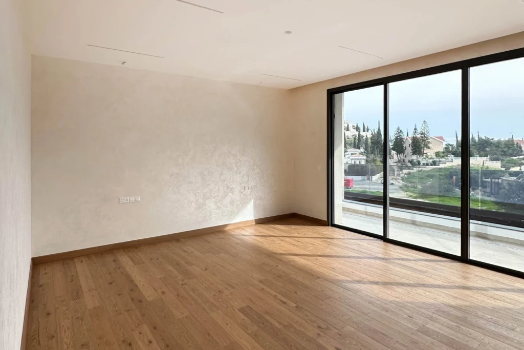 325m² House for Sale in Agios Tychonas, Limassol District