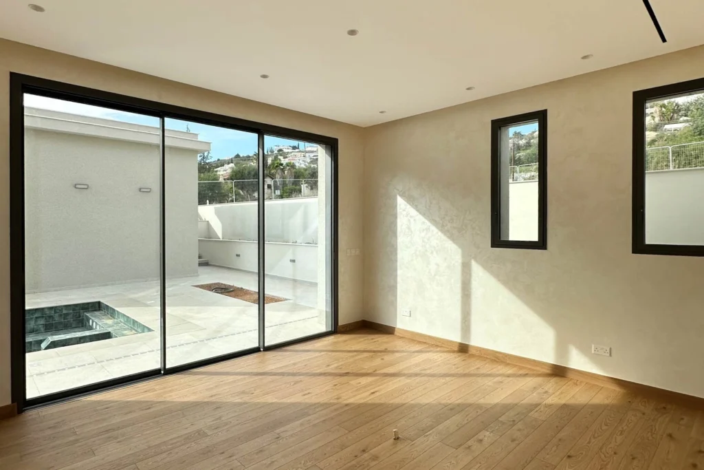 325m² House for Sale in Agios Tychonas, Limassol District