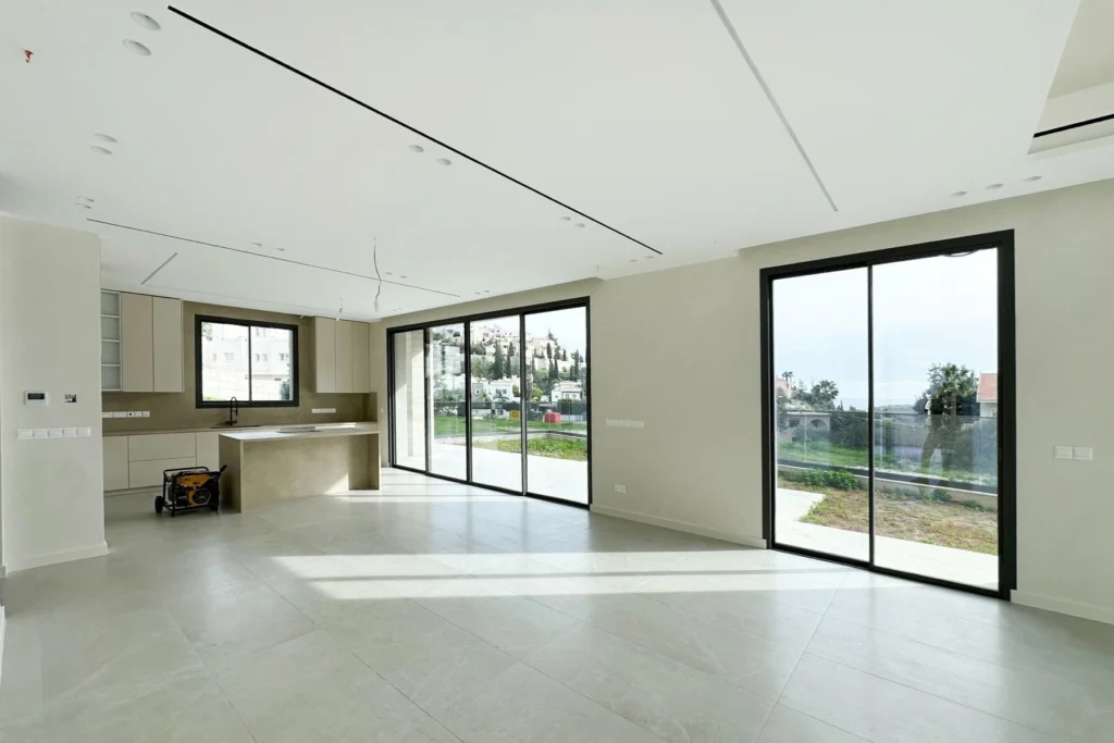 325m² House for Sale in Agios Tychonas, Limassol District