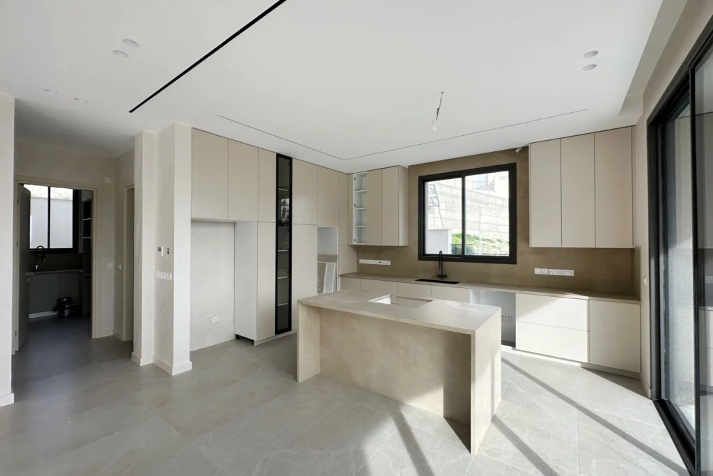 325m² House for Sale in Agios Tychonas, Limassol District