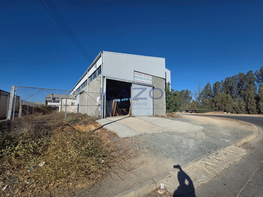 Επαγγελματικός χώρος 575m² προς πώληση στην Επαρχία Λεμεσού