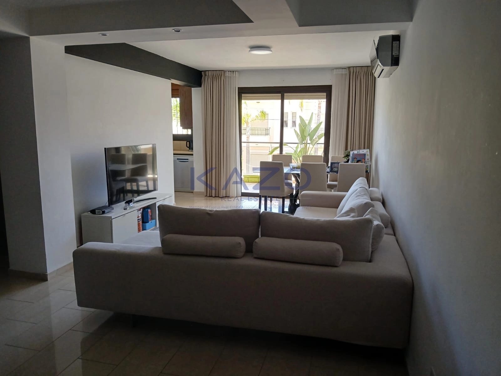 2 Bedroom Apartment for Sale in Limassol – Mesa Geitonia