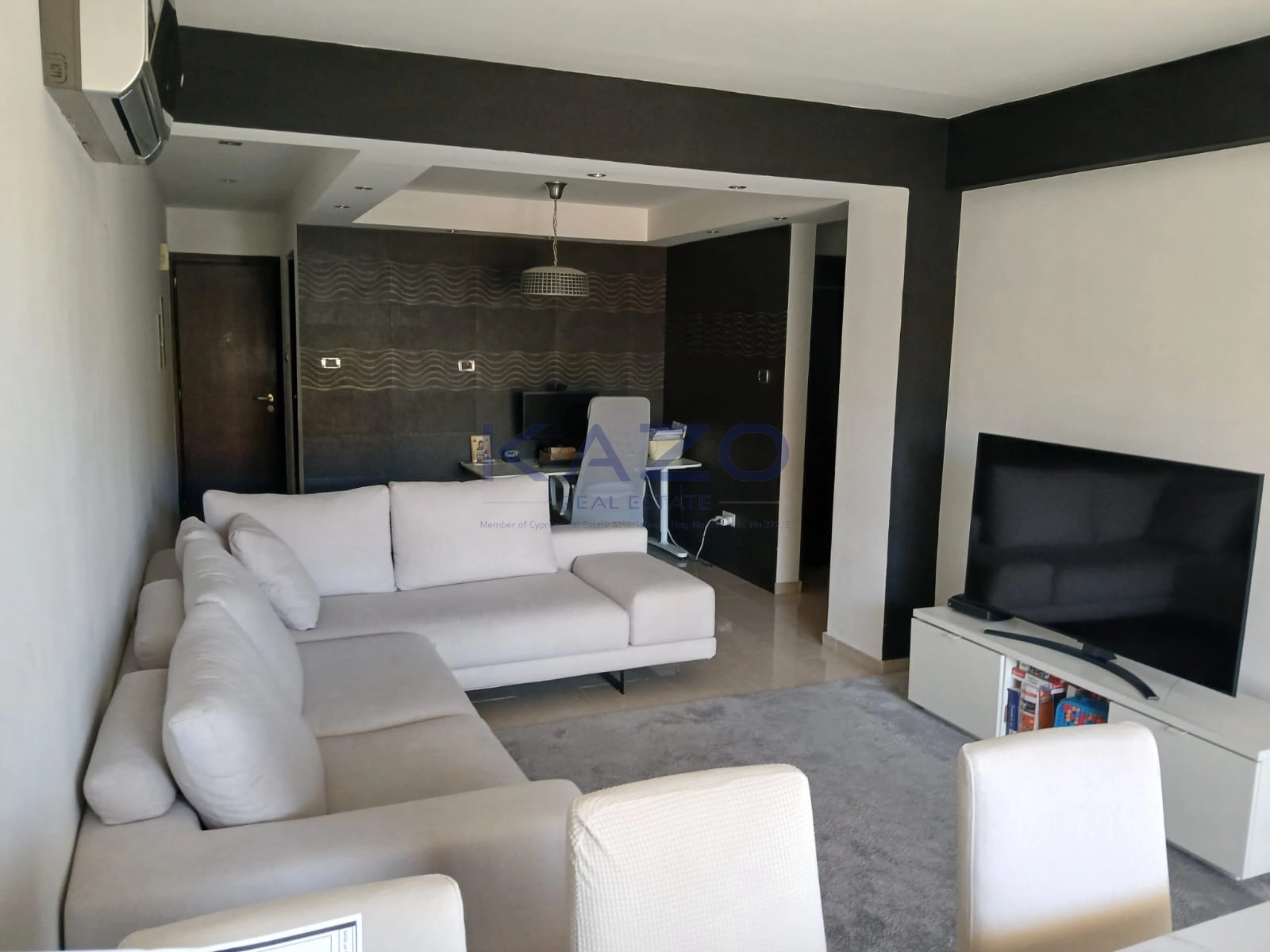 2 Bedroom Apartment for Sale in Limassol – Mesa Geitonia