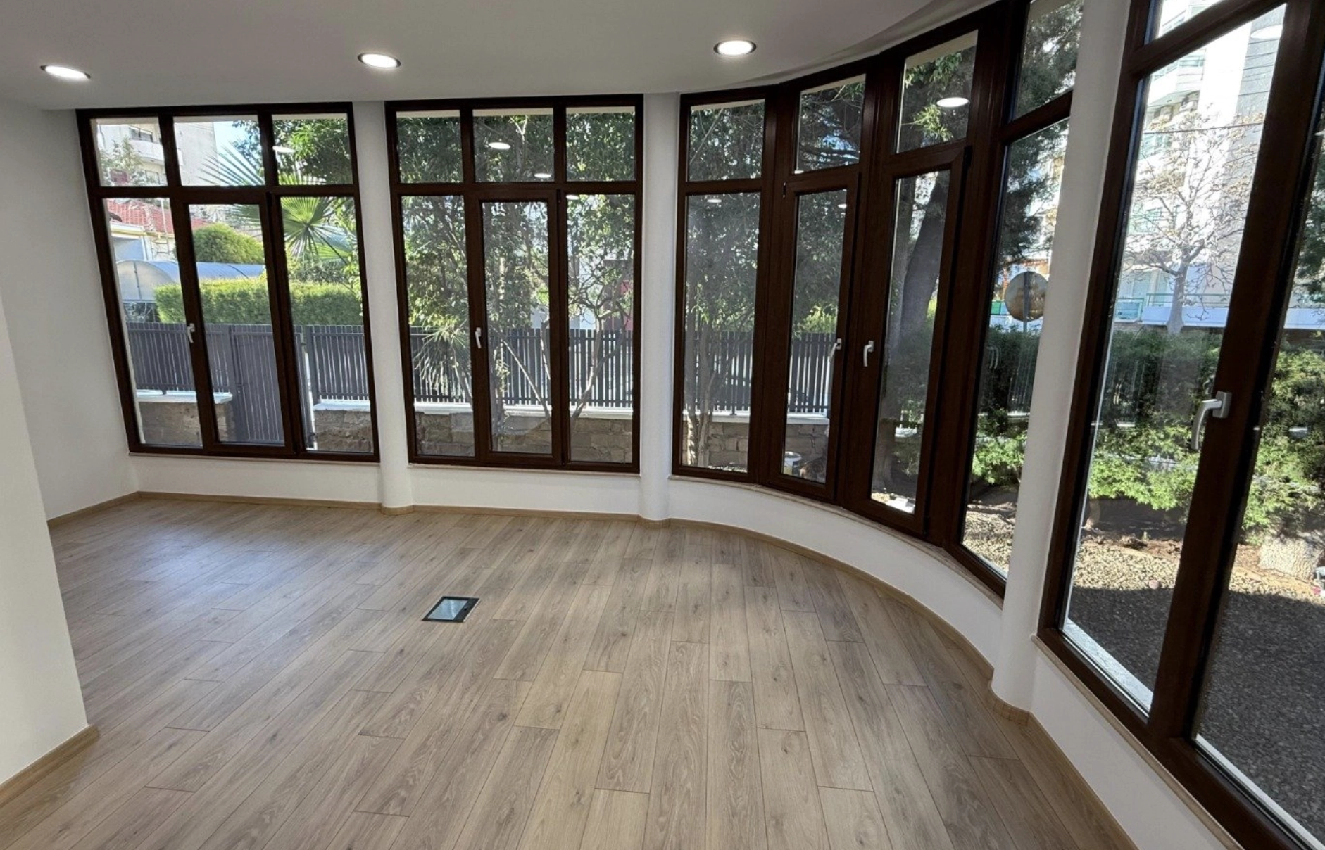 236m² Office for Rent in Limassol District