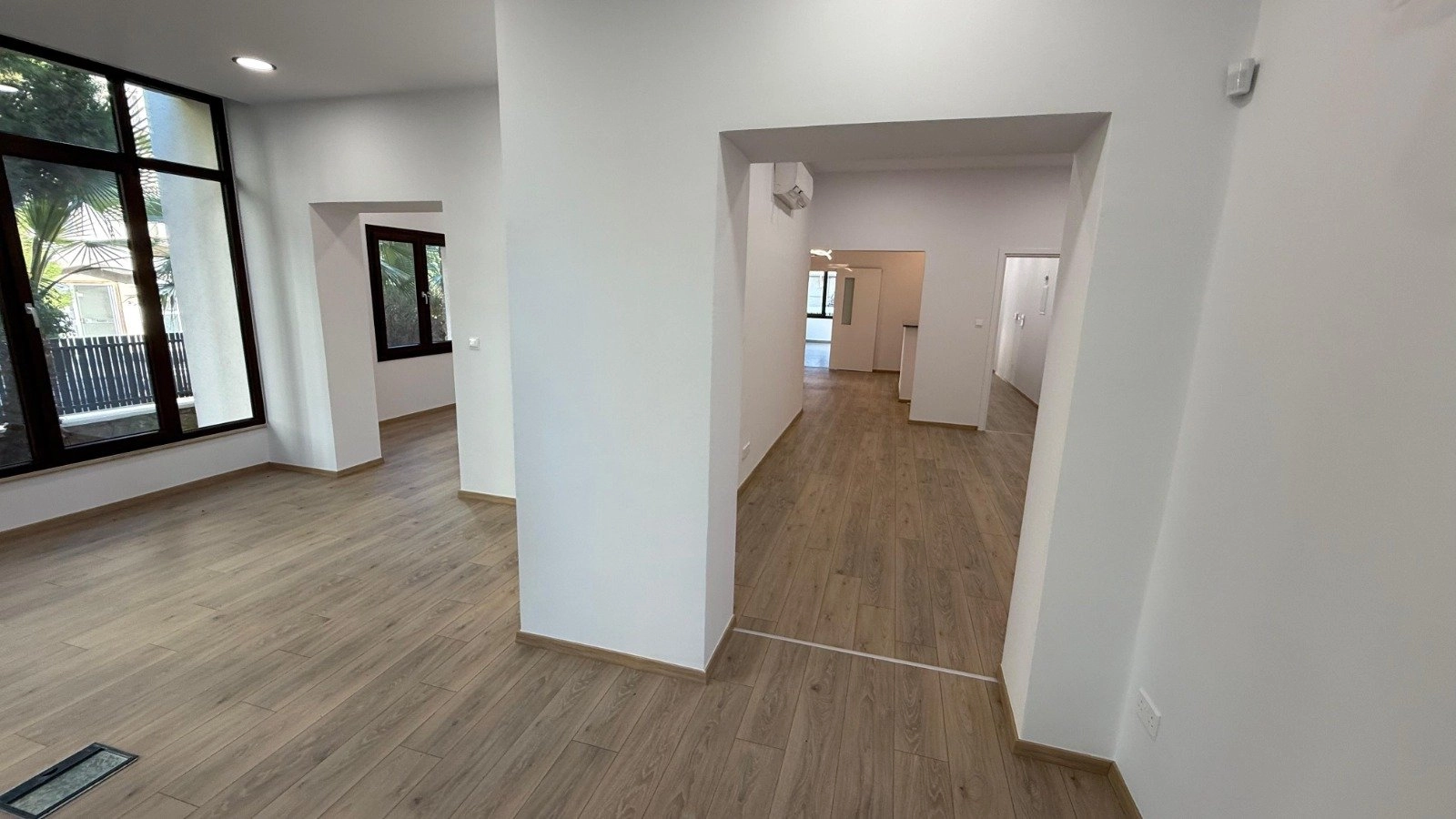 236m² Office for Rent in Limassol District