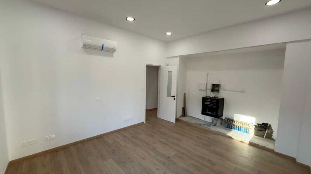 236m² Office for Rent in Limassol District