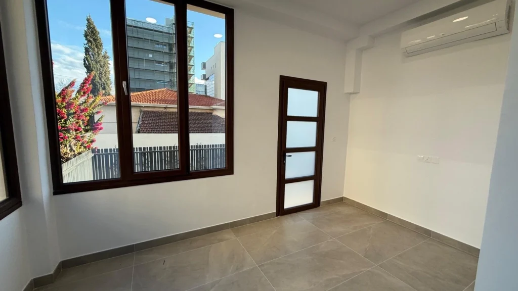 236m² Office for Rent in Limassol District