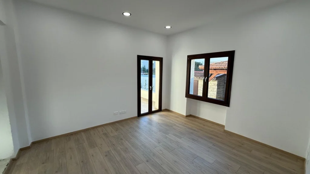 236m² Office for Rent in Limassol District