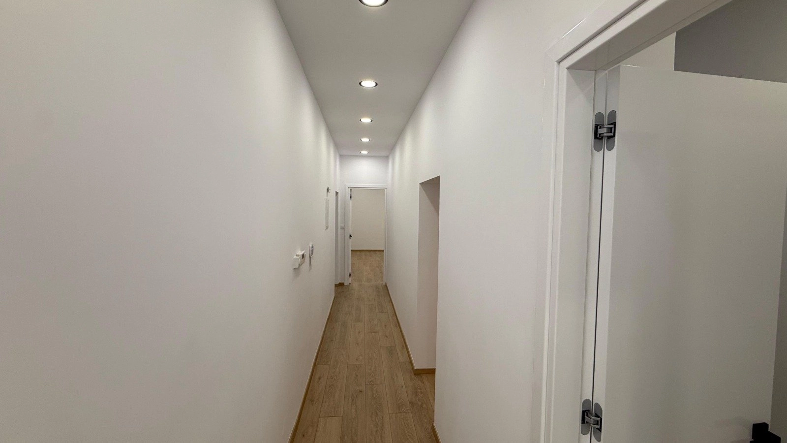 236m² Office for Rent in Limassol District
