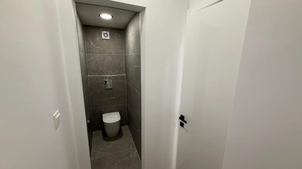 236m² Office for Rent in Limassol District
