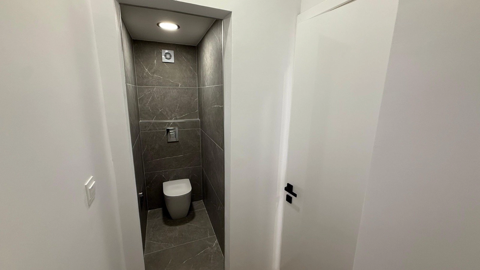 236m² Office for Rent in Limassol District