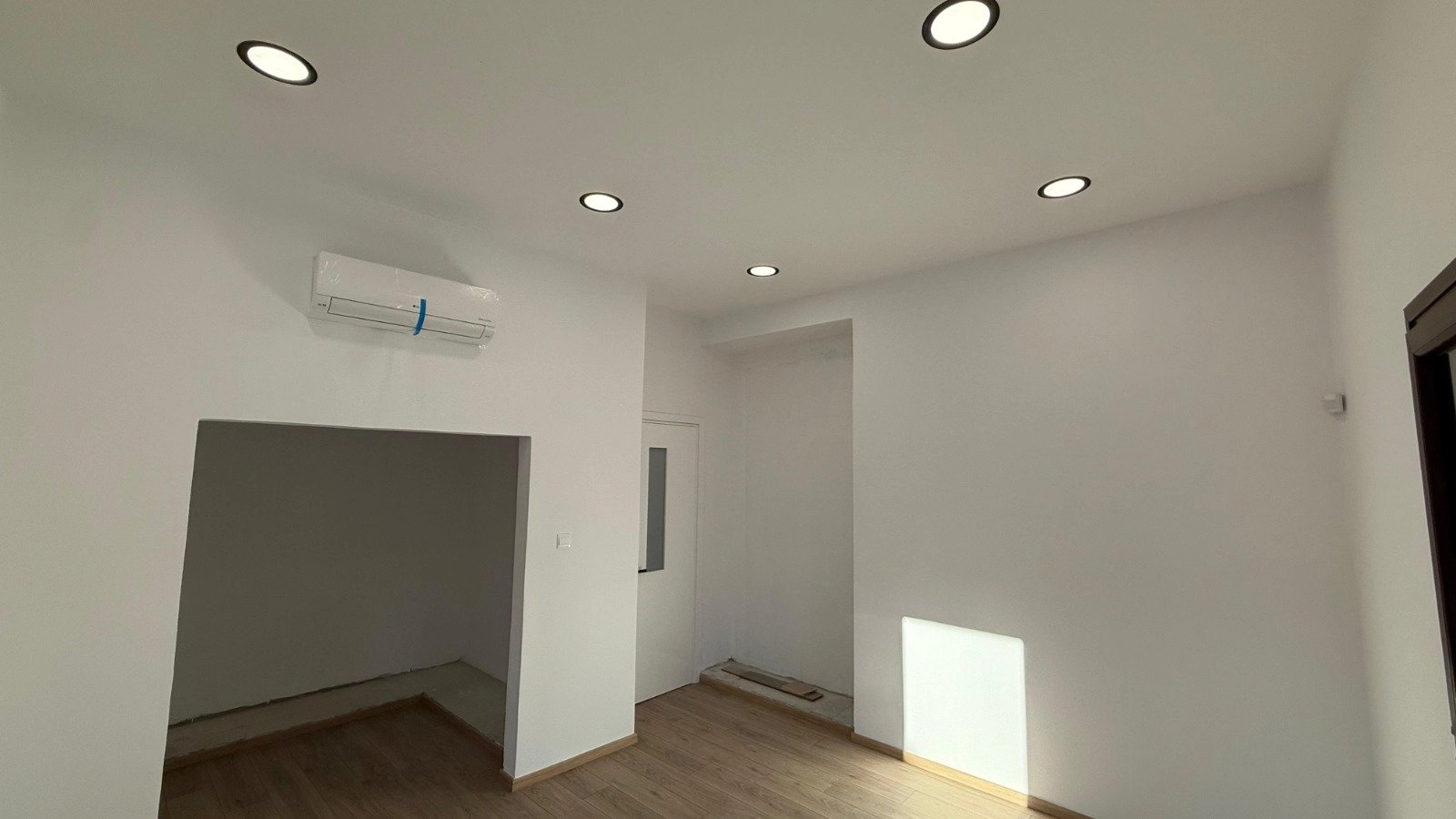 236m² Office for Rent in Limassol District