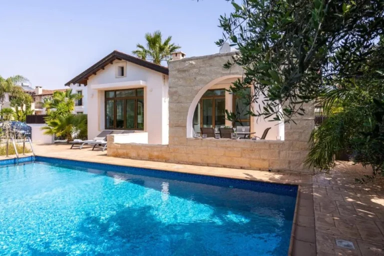 2 Bedroom House for Rent in Agia Thekla, Famagusta District