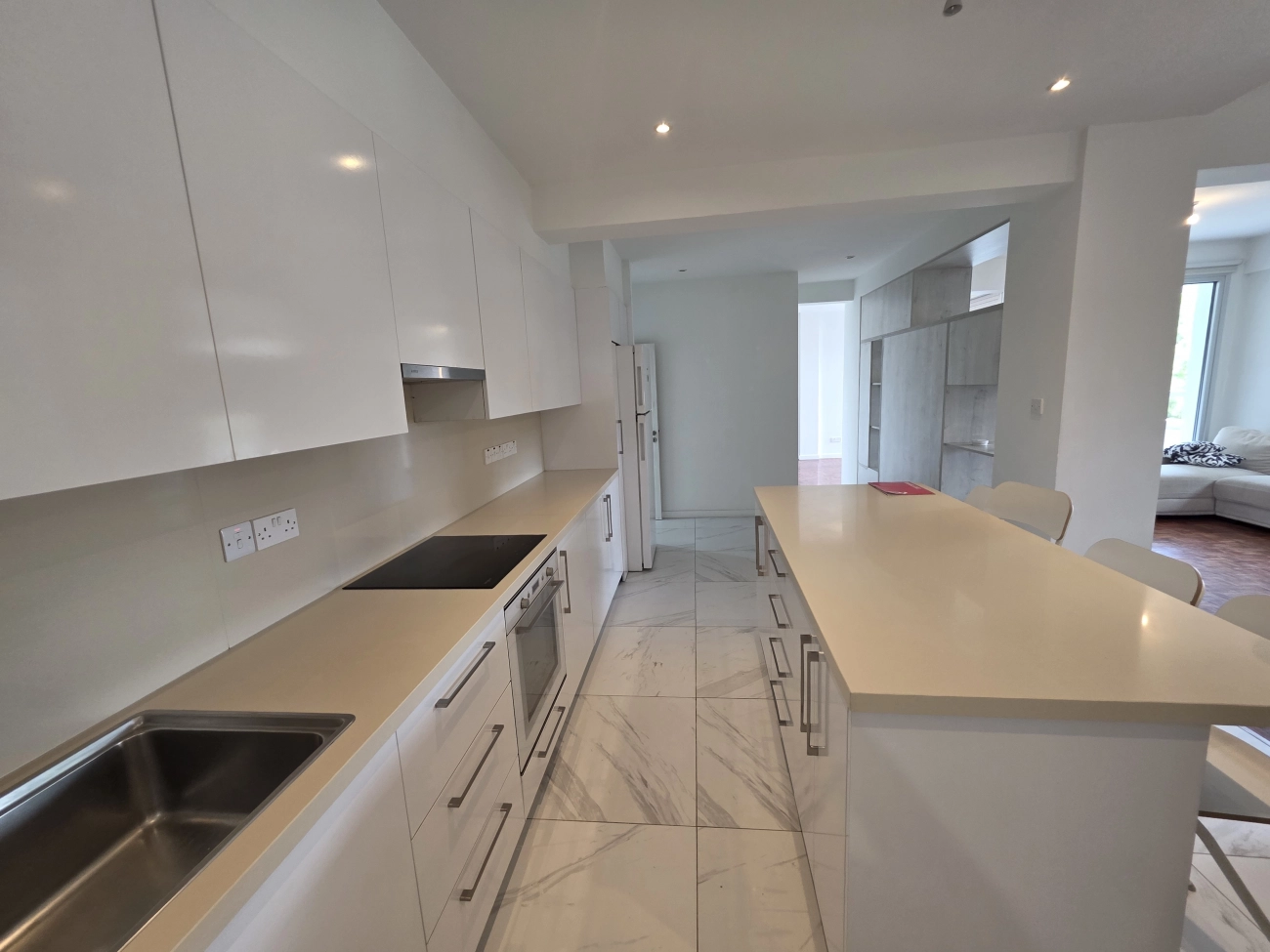 3 Bedroom Apartment for Rent
