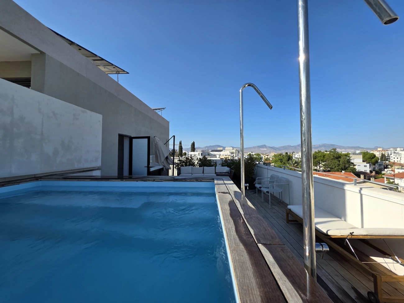 4 Bedroom Apartment for Rent in Engomi, Nicosia District