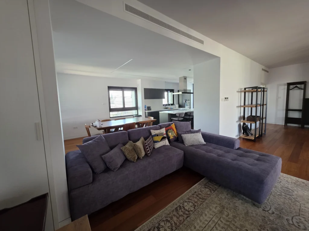 4 Bedroom Apartment for Rent in Engomi, Nicosia District