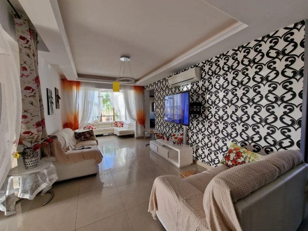 3 Bedroom Apartment for Rent