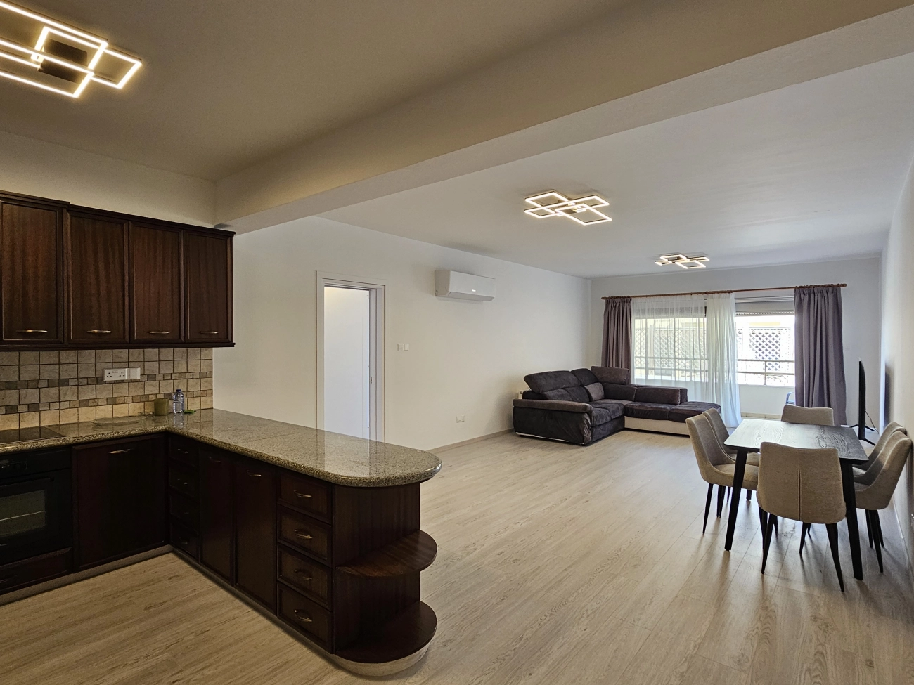 3 Bedroom Apartment for Sale in Agios Tychonas, Limassol District