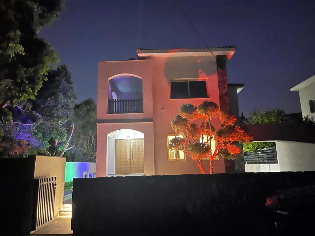 6+ Bedroom House for Rent in Agios Tychonas, Limassol District