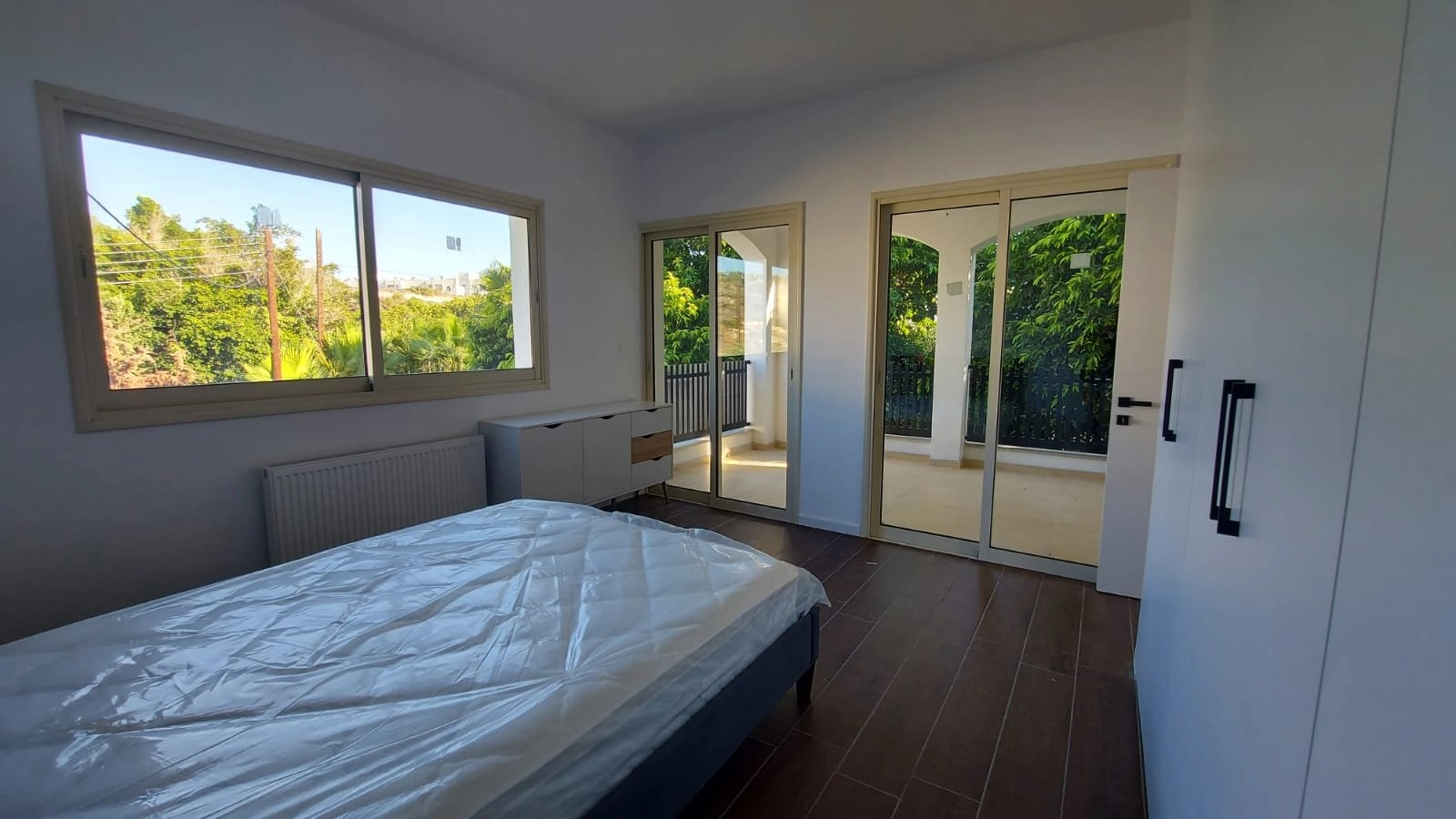 6+ Bedroom House for Rent in Agios Tychonas, Limassol District