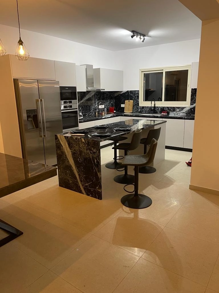 6+ Bedroom House for Rent in Agios Tychonas, Limassol District