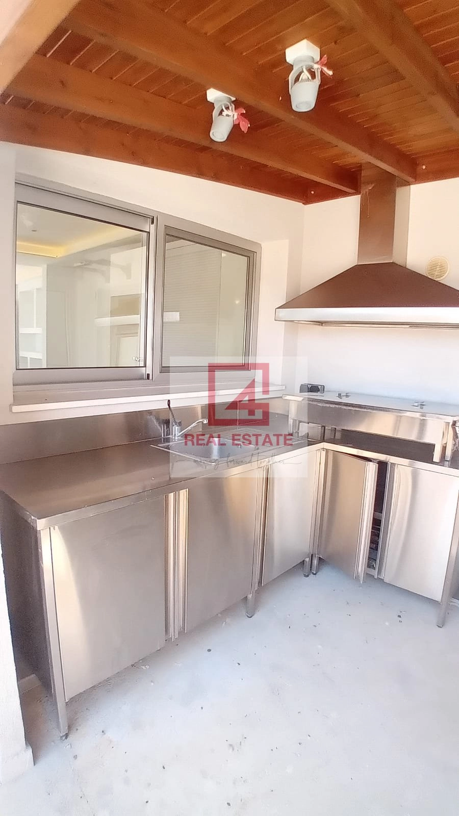 4 Bedroom House for Rent in Monagroulli, Limassol District