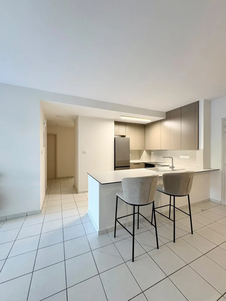 3 Bedroom Apartment for Rent in Paphos – Universal