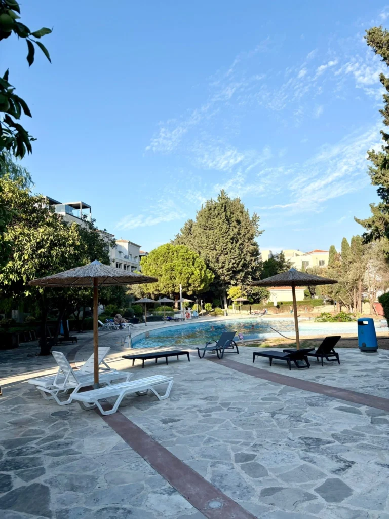 3 Bedroom Apartment for Rent in Paphos – Universal