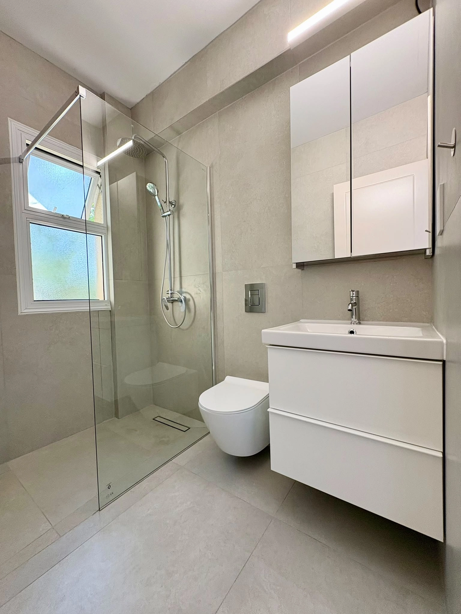 3 Bedroom Apartment for Rent in Paphos – Universal