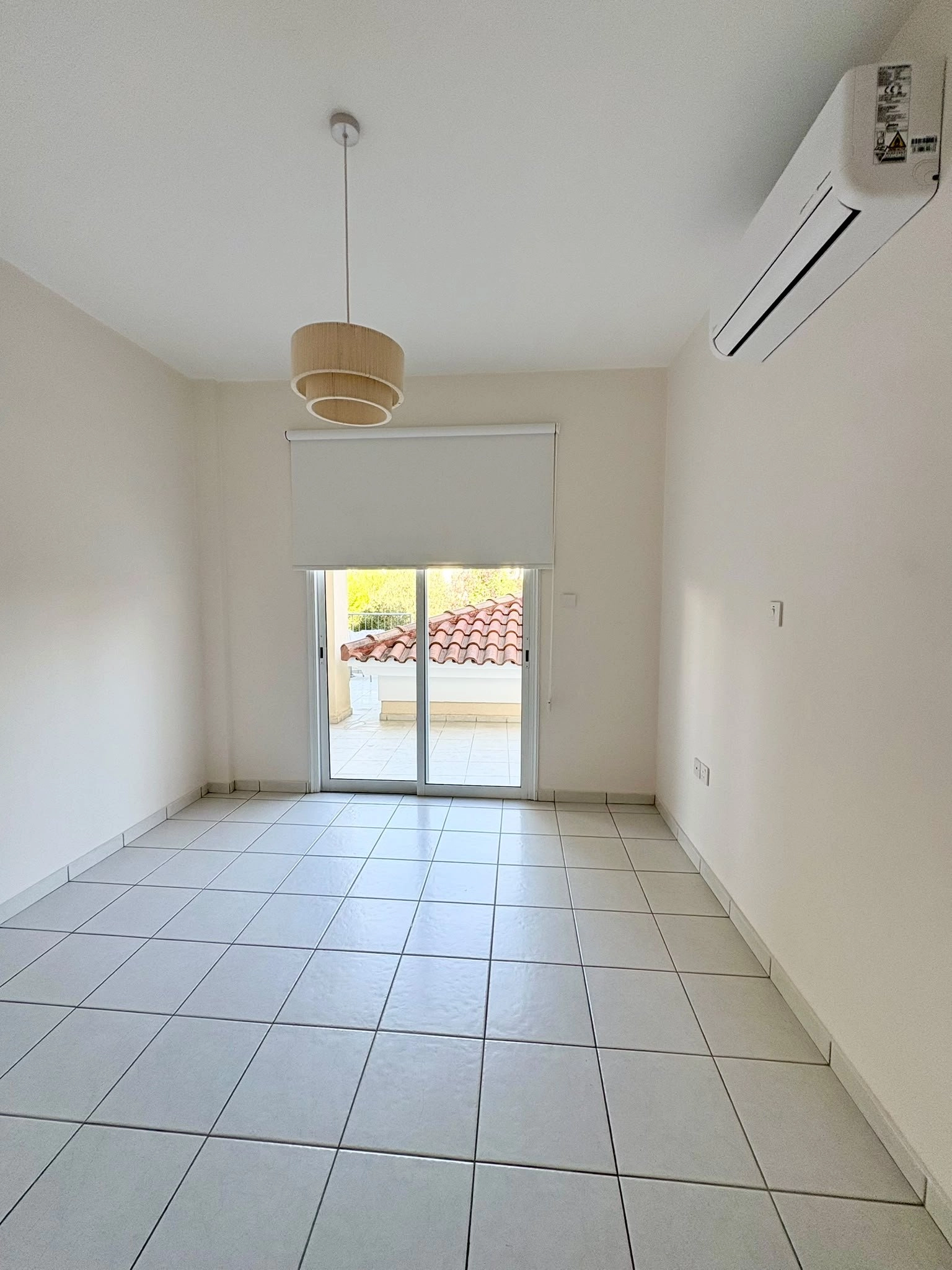3 Bedroom Apartment for Rent in Paphos – Universal