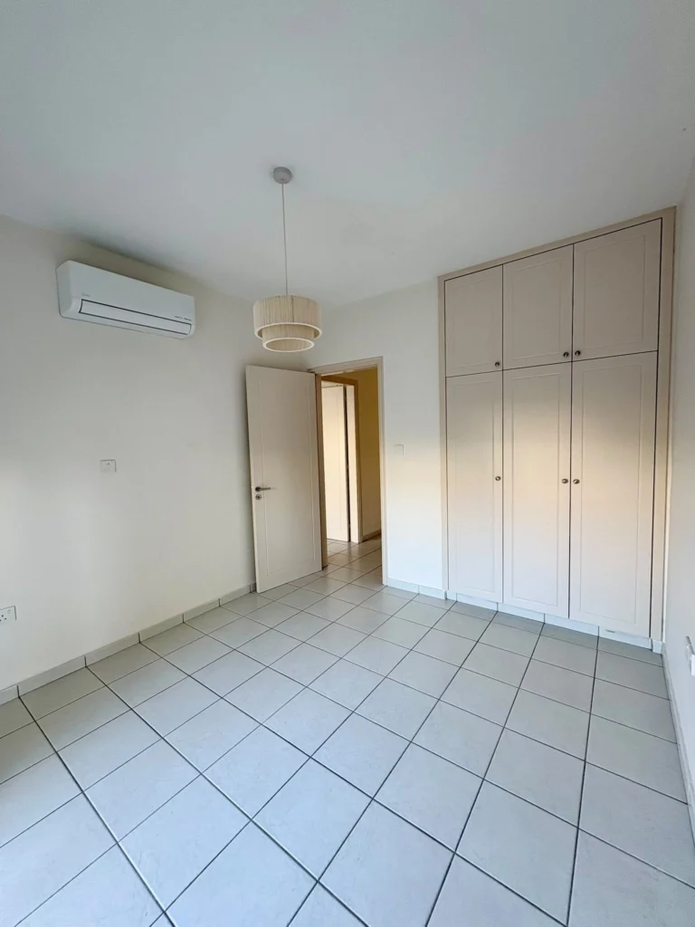 3 Bedroom Apartment for Rent in Paphos – Universal