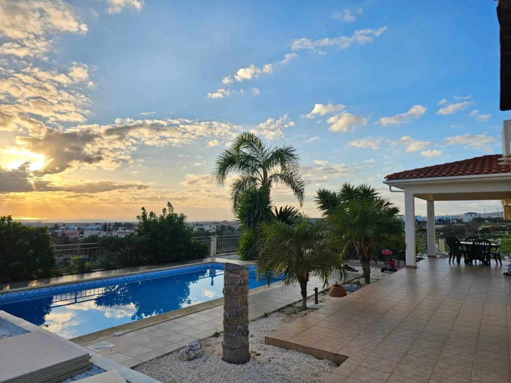 4 Bedroom House for Rent in Anarita, Paphos District