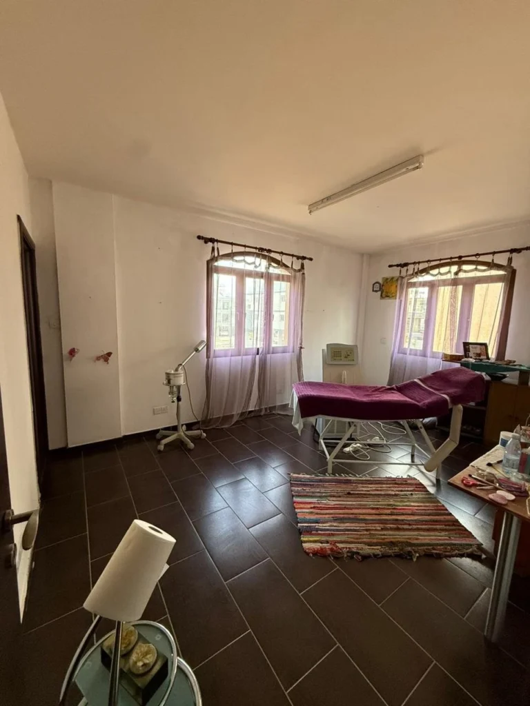 256m² Building for Sale in Aradippou, Larnaca District