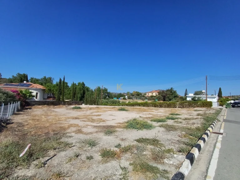 860m² Plot for Sale in Alethriko, Larnaca District