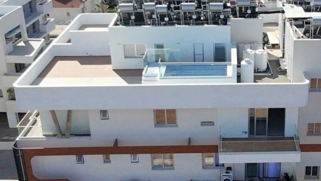 4 Bedroom Apartment for Sale in Limassol – Zakaki