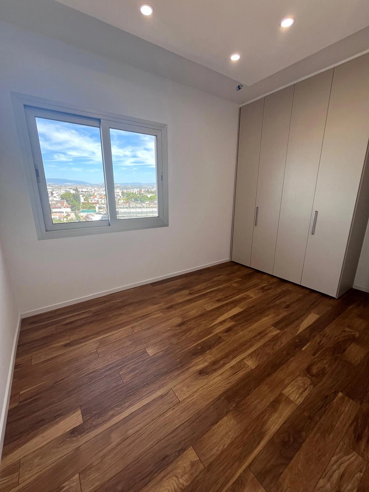 4 Bedroom Apartment for Sale in Limassol – Zakaki