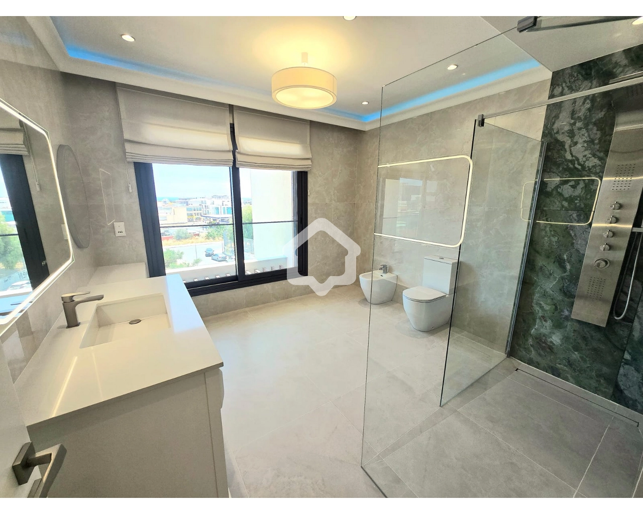 3 Bedroom Apartment for Sale in Limassol District