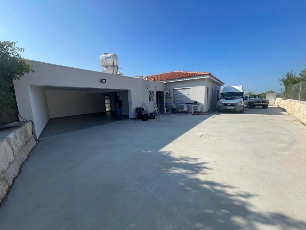 4 Bedroom House for Rent in Monagroulli, Limassol District