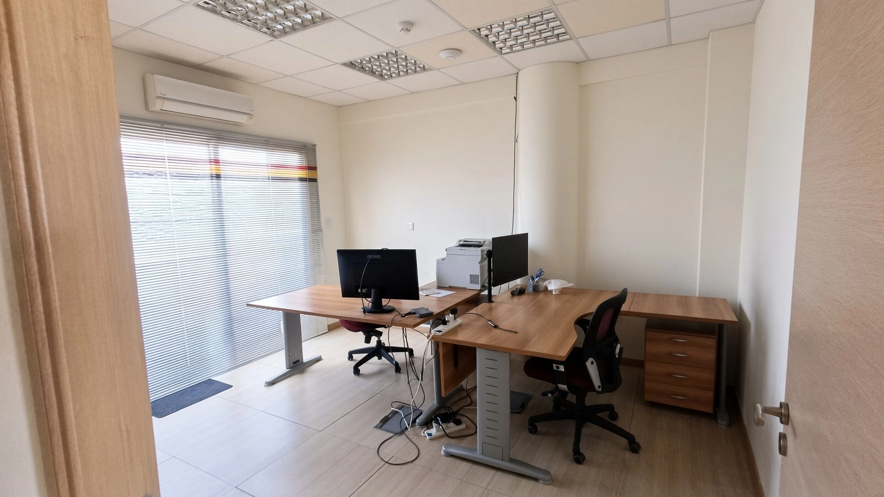 150m² Office for Rent in Limassol – Mesa Geitonia