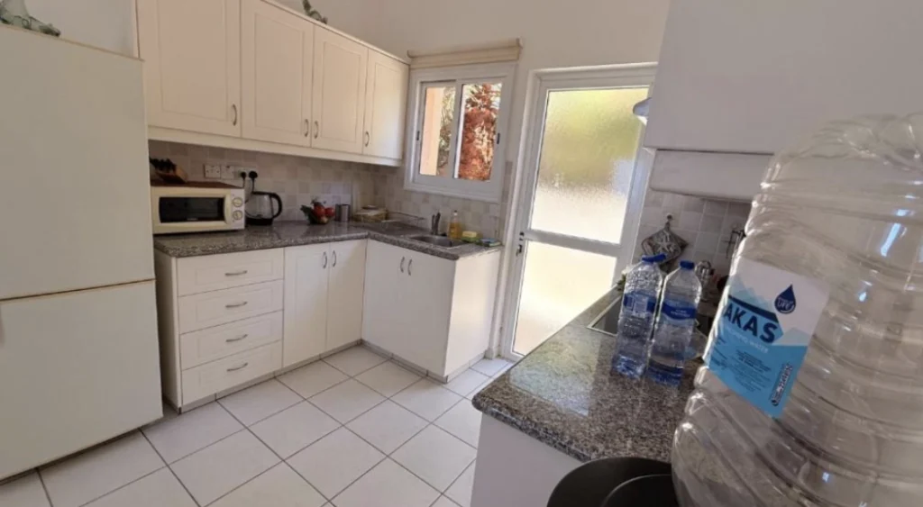 2 Bedroom House for Rent in Chlorakas, Paphos District