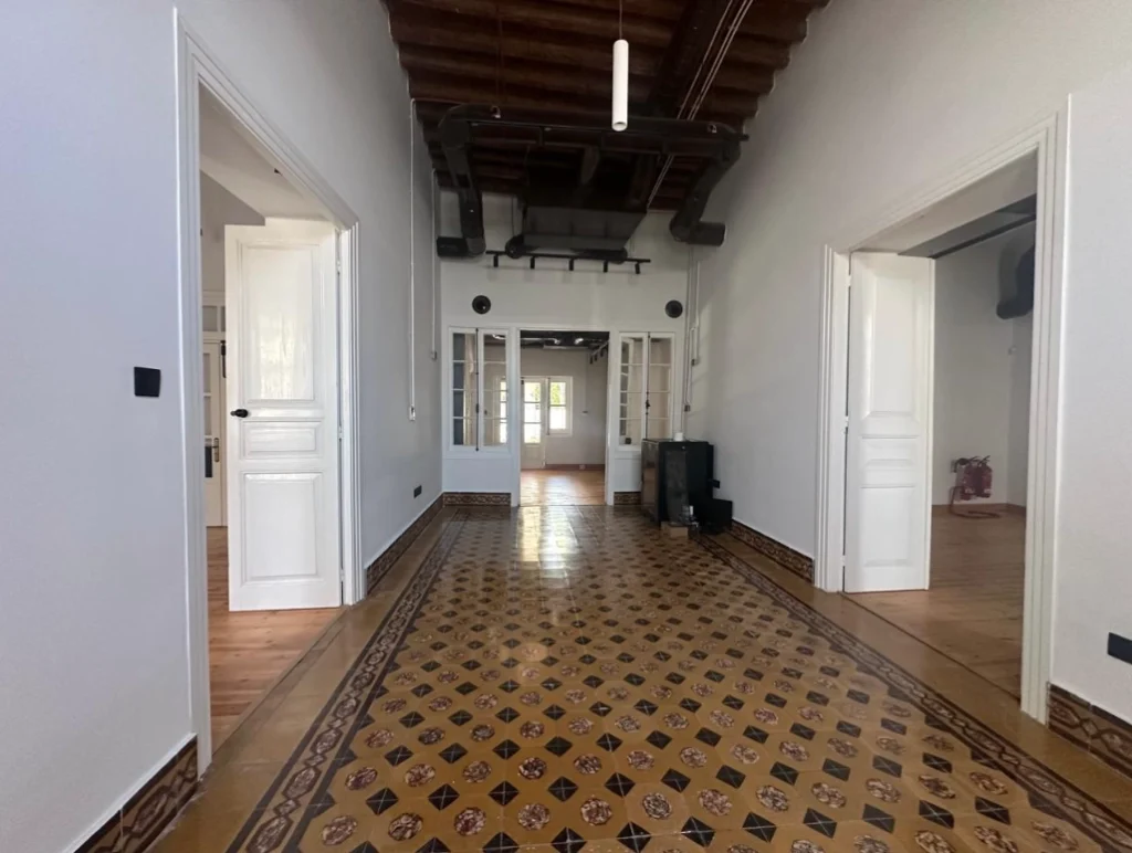 200m² Office for Rent in Limassol District