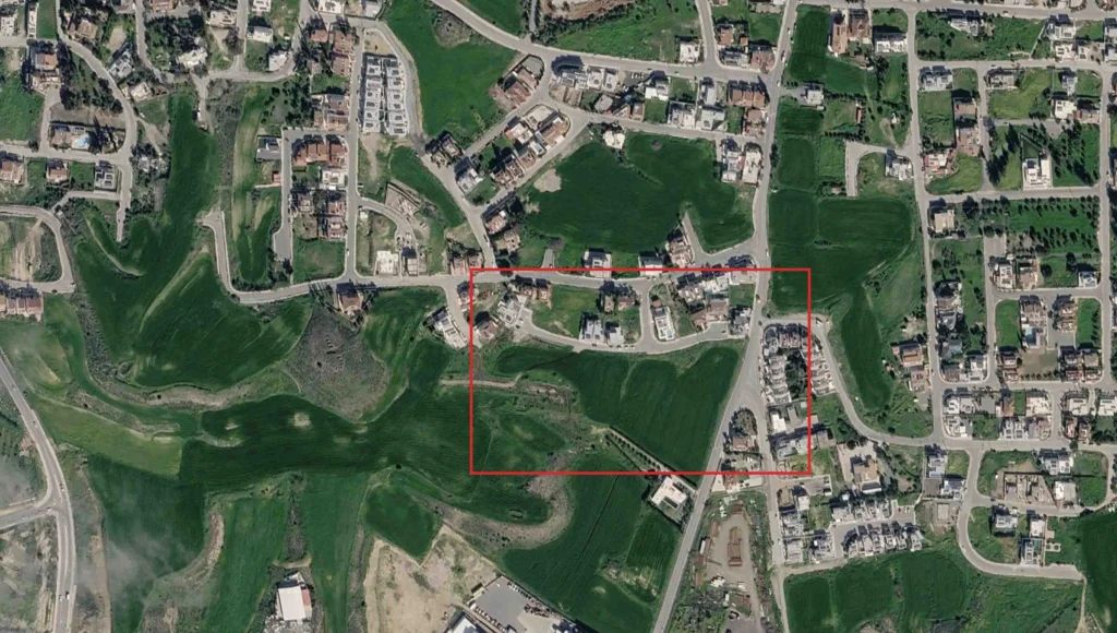 Οικόπεδο 7,558m² προς πώληση στην Καλλιθέα, Επαρχία Λευκωσίας