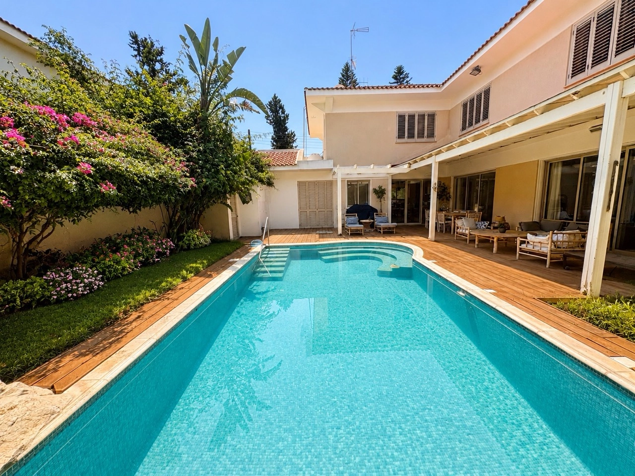4 Bedroom House for Sale in Engomi, Nicosia District